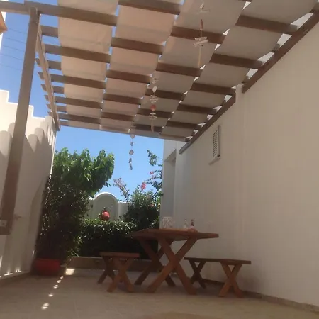 Appartement Theoni *