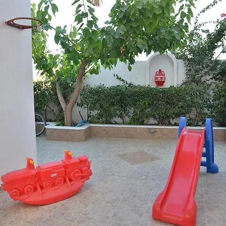 Theoni * Kastraki (Naxos)