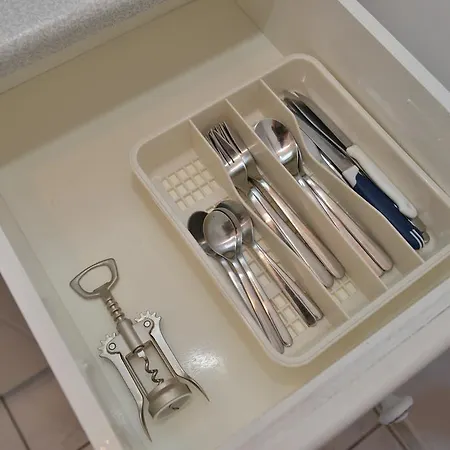 Theoni Apartman Kastrákion