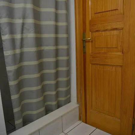 Theoni Apartment *