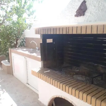 Theoni Kastraki (Naxos)