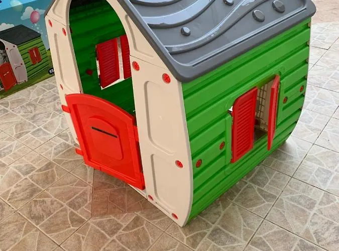 아파트 Theoni Kastrákion