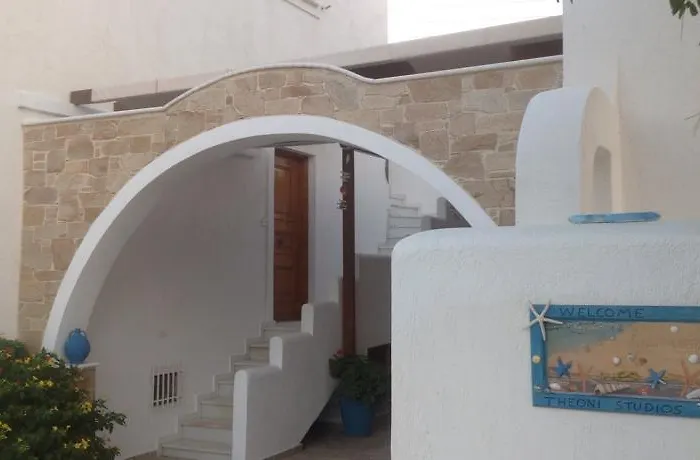 Theoni * Kastrákion