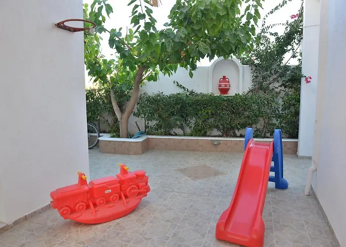 Theoni * Kastrákion